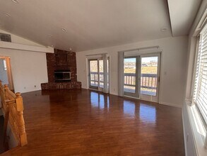 19925 Brite Valley Rd in Tehachapi, CA - Building Photo - Building Photo