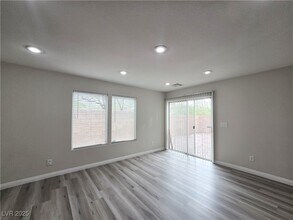 78 Branch Field Ave in Las Vegas, NV - Building Photo - Building Photo