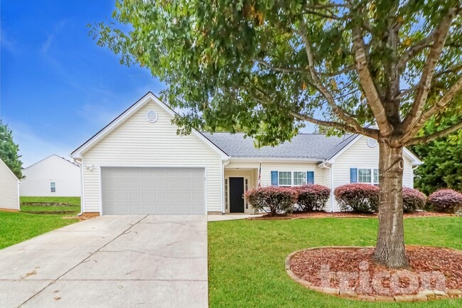 property at 1916 Roxey Ln