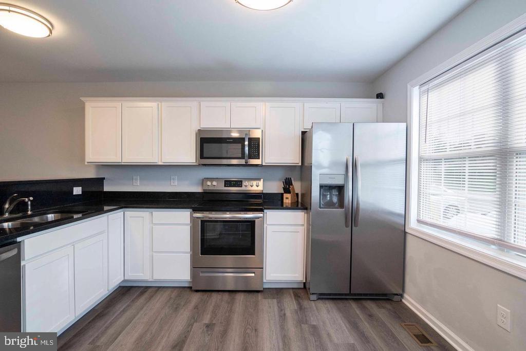 112 Ryder Benson Ln in Front Royal, VA - Building Photo