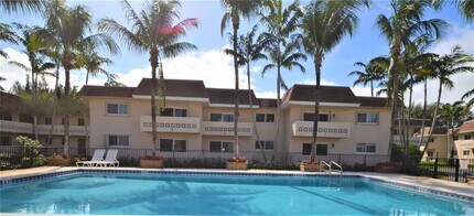 14500 SW 88th Ave, Unit Villagio at Palmetto in Palmetto Bay, FL - Foto de edificio - Building Photo