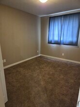 189 Silkstone Rd W in Lethbridge, AB - Building Photo - Building Photo