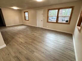 202 Woodland Rd in Libby, MT - Building Photo