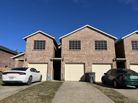 4029 Preferred Pl in Dallas, TX - Building Photo