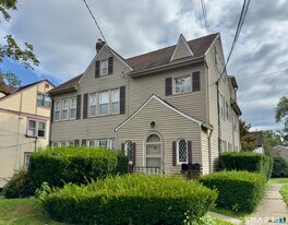 53 Treat Ave in Stamford, CT - Building Photo