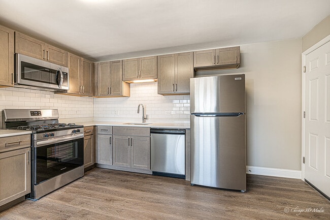 property at 7005 W Gunnison St