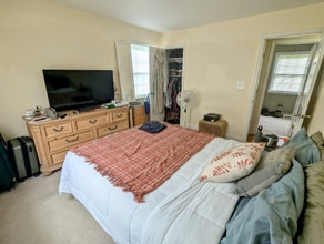 144 Cabbel Dr in Manassas Park, VA - Building Photo - Building Photo