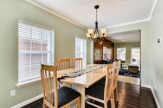 5202 Pershing St in Dallas, TX - Building Photo - Building Photo