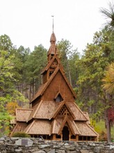 3450 Chapel Ln in Rapid City, SD - Foto de edificio - Building Photo