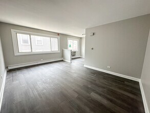 7444 Washington St in Forest Park, IL - Building Photo - Building Photo
