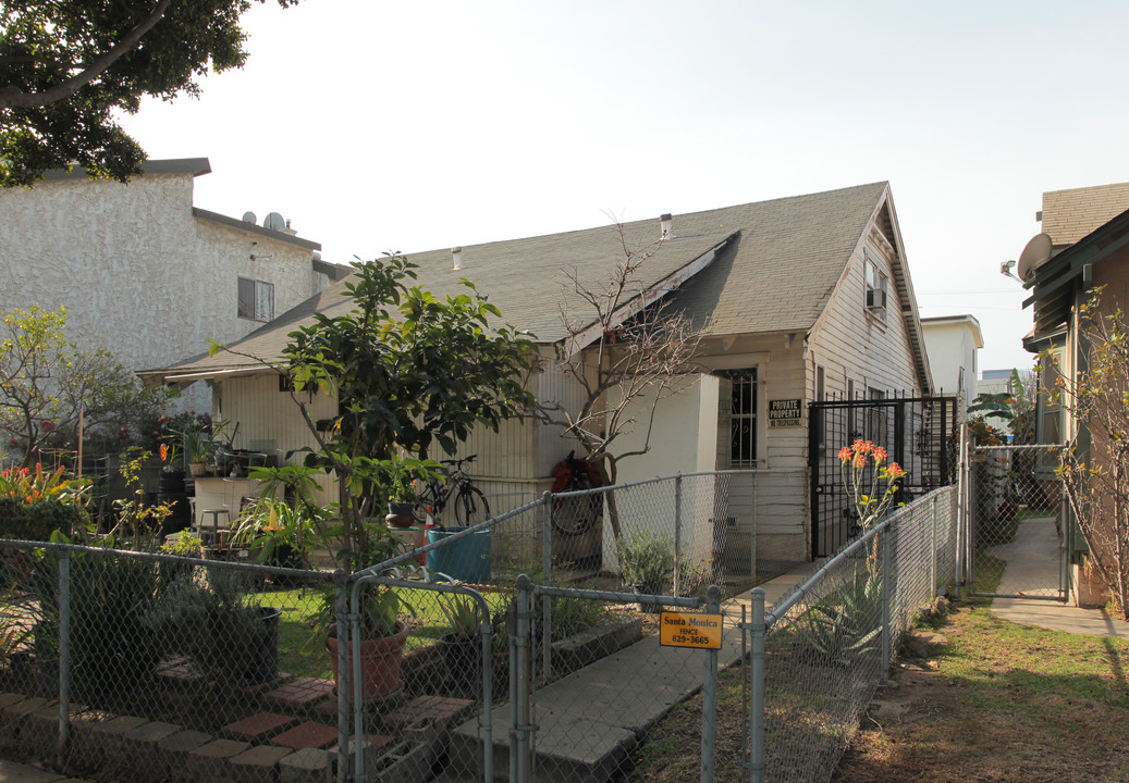 1746 9th St in Santa Monica, CA - Building Photo