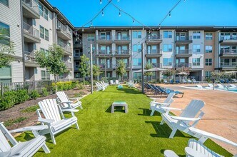 Avasa Spring Branch in Houston, TX - Foto de edificio - Building Photo