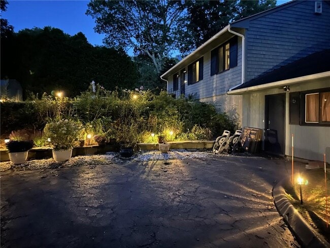 property at 13 Valley Dr