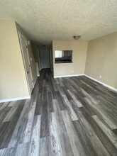312-326 W Collins St in Goldendale, WA - Building Photo - Building Photo