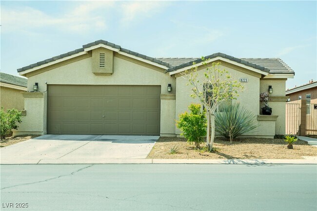 8223 Buffalo Ranch Ave