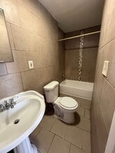 246 Roseville Ave, Unit 3D in Newark, NJ - Foto de edificio - Building Photo