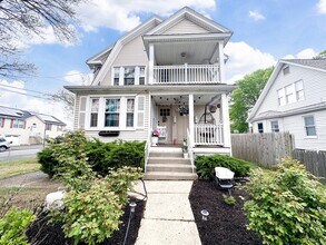 826 Black Rock Tpke in Fairfield, CT - Building Photo - Building Photo
