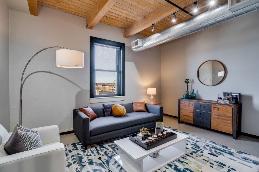 CE Living in St. Paul, MN - Foto de edificio