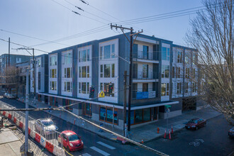 Division Terrace in Portland, OR - Building Photo - Building Photo