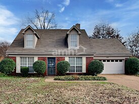 5802 Eagleston Dr in Olive Branch, MS - Building Photo