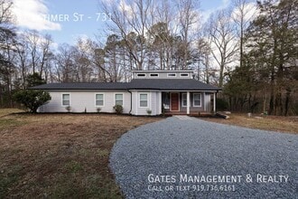 731 Latimer St in Hillsborough, NC - Building Photo - Building Photo