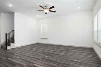 4536 English Maple Dr in Arlington, TX - Building Photo - Building Photo