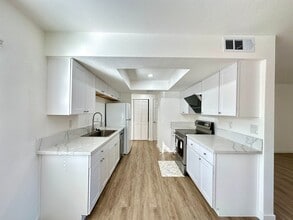 4160 Gannet Cir in Las Vegas, NV - Building Photo - Building Photo