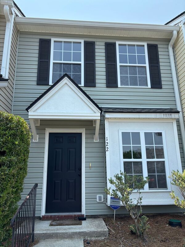 122 Hornby Cir in Goose Creek, SC - Building Photo - Building Photo