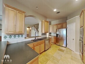 2708 Grimes Ranch Rd in Austin, TX - Foto de edificio - Building Photo