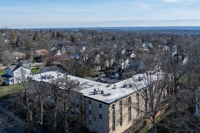 Catalpa Manor in Dayton, OH - Foto de edificio - Building Photo