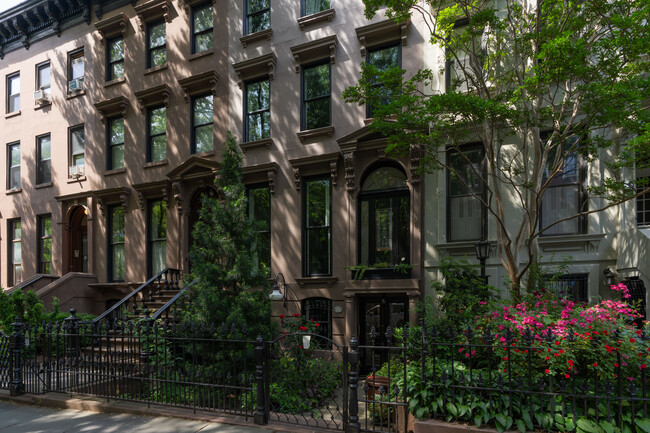 179 Prospect Pl in Brooklyn, NY - Foto de edificio - Building Photo