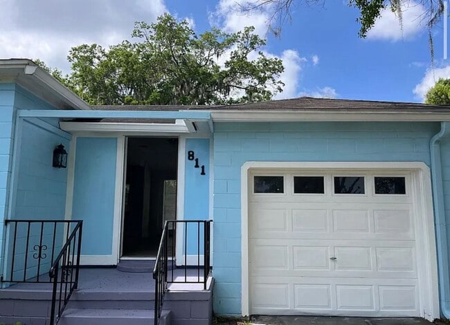 811 Canterbury Ln in Kissimmee, FL - Building Photo - Building Photo