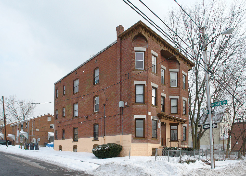 116 Brook St in Hartford, CT - Building Photo