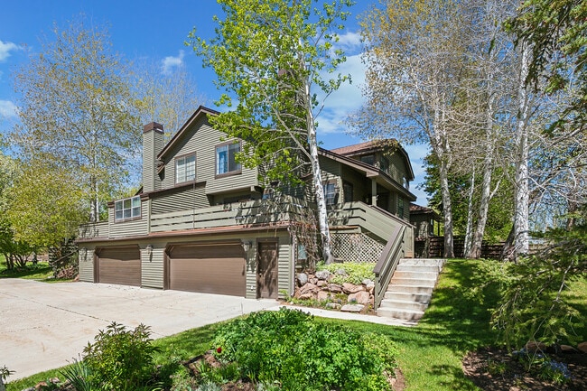 3061 Fawn Dr in Park City, UT - Building Photo - Building Photo