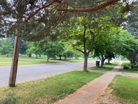 10 Bay St in Potsdam, NY - Building Photo