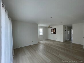 31 High St in Norwalk, CT - Building Photo - Building Photo