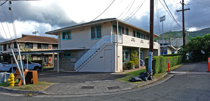 2840 Varsity Cir in Honolulu, HI - Building Photo - Building Photo