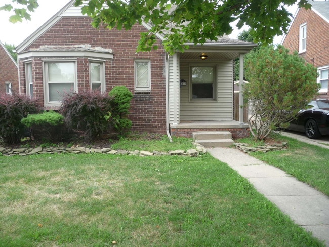 property at 14833 Horger Ave