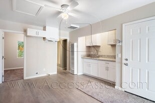 24099 CA-74 in Perris, CA - Building Photo