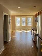 713 Metropolitan Ave, Unit 2 in Boston, MA - Building Photo - Building Photo