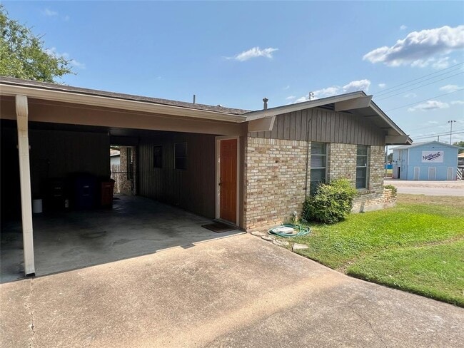 3114 Hunt Trail in Austin, TX - Building Photo - Building Photo