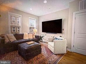 303 Davage Ln in Towson, MD - Building Photo - Building Photo