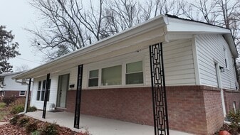 1521 Anthony Dr in Gastonia, NC - Building Photo