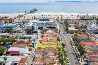 216 6th St in Huntington Beach, CA - Foto de edificio - Building Photo