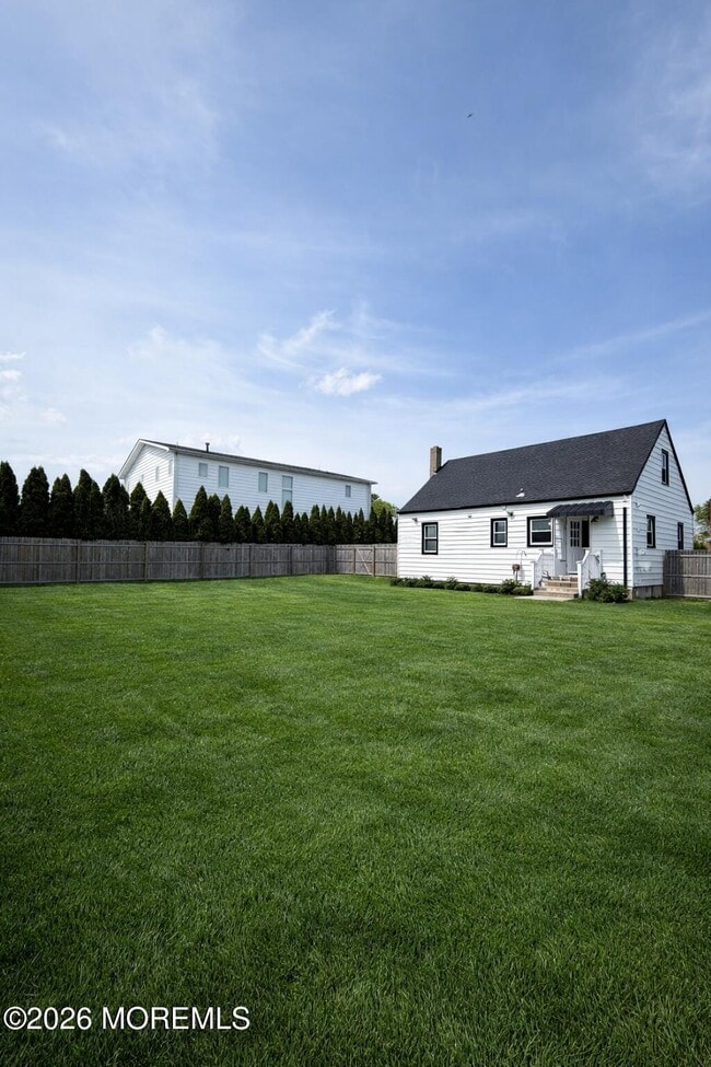 10 Cambell Ct in Deal, NJ - Building Photo - Building Photo