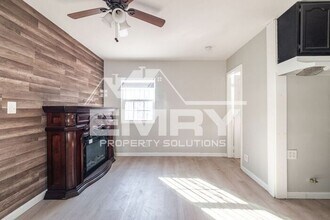 5547 Holmes Ave in Los Angeles, CA - Building Photo - Building Photo