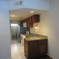 512 W Polk St photo'