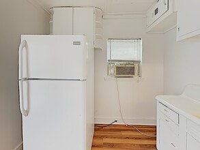 3333 W 6th St, Unit Garage in Fort Worth, TX - Building Photo - Building Photo