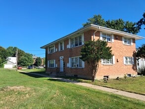 1727 Lincoln St, Unit 1B in North Chicago, IL - Building Photo - Building Photo