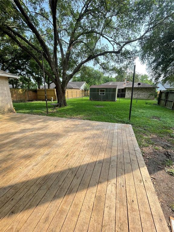 property at 16126 Barcelona Dr